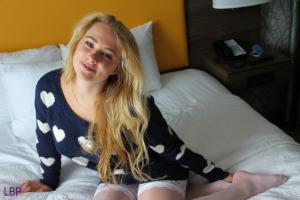 leggybondage.com - LILYMAEVON BLUE WHITE HEARTS LONG SWEATER HOSE BOUND WITH HOSE thumbnail